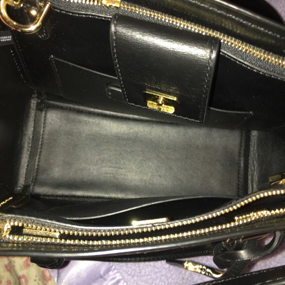 Michael Kors Benning Satchel - Picture 2 of 4